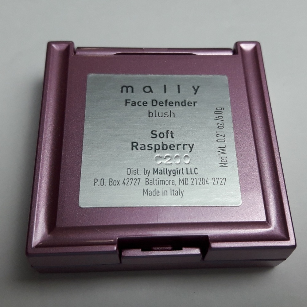 Mally Face Defender Blush-Soft Raspberry - Picture 3 of 3